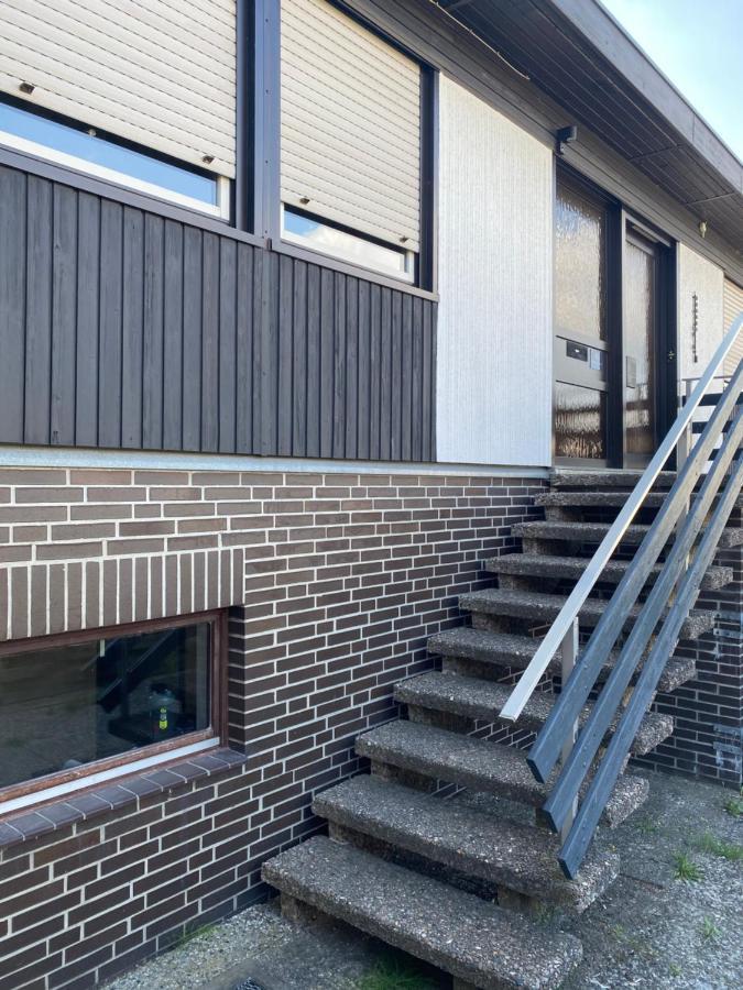 Traumhafte Dachgeschosswohnung Konigslutter Bagian luar foto